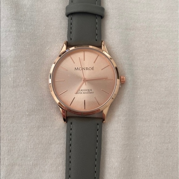 Monroe Classique Watch - Picture 2 of 3